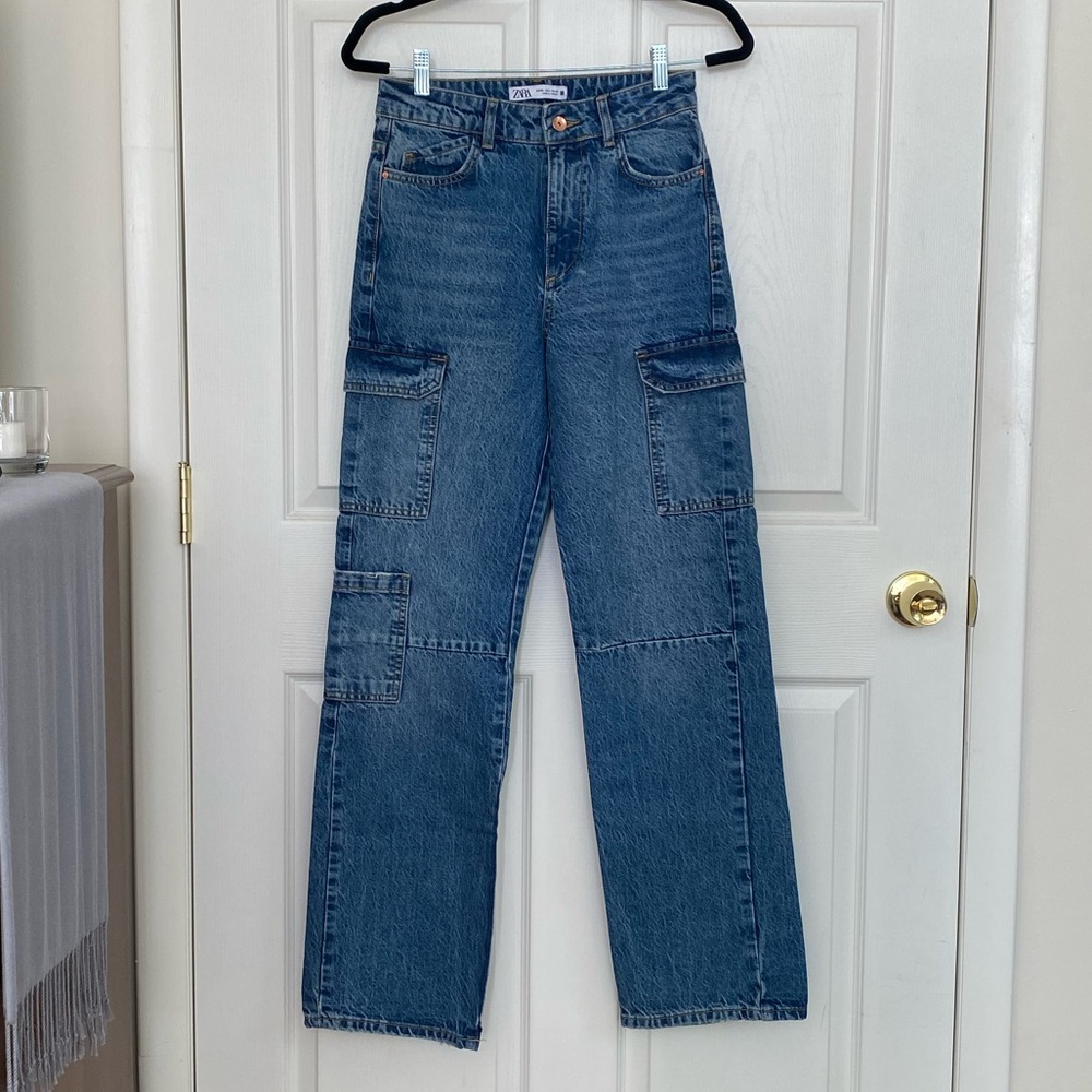 Zara Cargo Jeans. US size 2. New with tags.